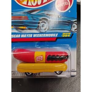 Hot Wheels Wiener mobile